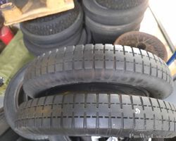 Zwillings Reifen Riley mit 450 x 19