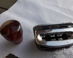 Cendrier et pommeau de vitesse
