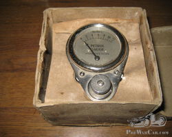 Autovac Stcockport Petrol Gauge Complete - New Old Stock
