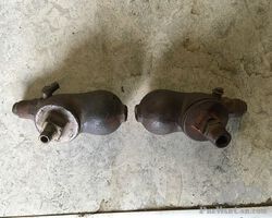 2 petcocks for sediments of Model T Ford fueltanks