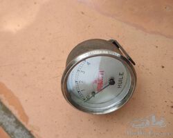 Oil pressure gauje for BUGATTI