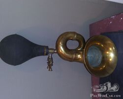 Very Early, High Quality, Original Brass Steering Column or Tiller Mount Bulb Horn Assembly.