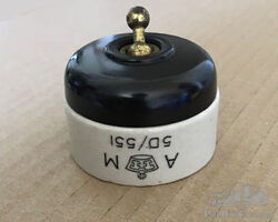 Vintage New Old Stock (NOS) Air Ministry Ceramic on/off switch 5D/551, WO Bentley