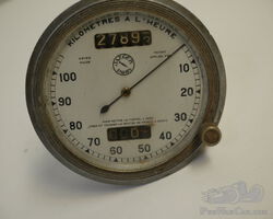 Jaeger Speedo with day trip counter