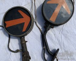 2 Contax direction indicator lamps