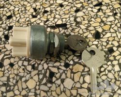 Contact 1930's reproduction Ronin