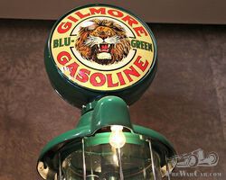 1923 Hayes Visible Gilmore Blue-Green Gas pump