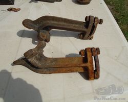 Cromos bumpers mounting brackets