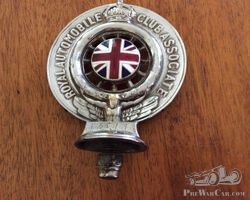 ROYAL AUTOMOBILE CLUB ASSOCIATE CHROME PLATED BADGE no 12177