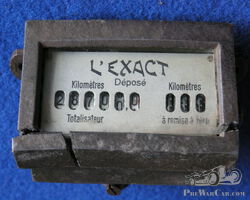 L' EXACT Speedometer