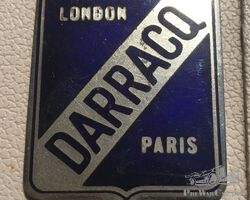 Darracq badge