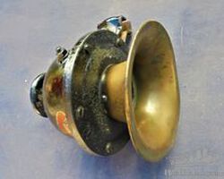 horn buzzing pre-war, new old stock, Vibronet