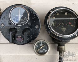 Austin 7 Instruments