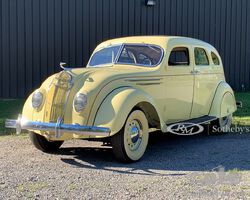 1935 DeSoto Airflow Sedan