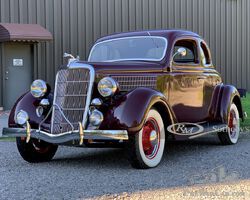 1935 Ford V-8 Coupe