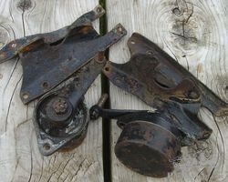 Riley Luvax dampers
