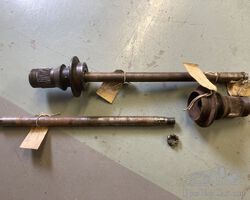Bugatti Brescia used half shafts and hubs