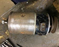 Generator/ Dynamo BOSCH RJA 7/6 900