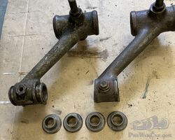 Alfa Romeo 6C 2500: front suspension trailing arms