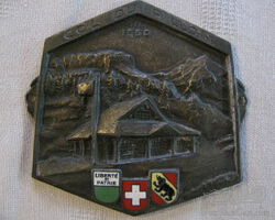 9 Very rare old enamel Col du Pillon car badge