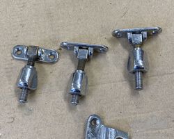 Set of 3 catches, AKA windscreen silencers