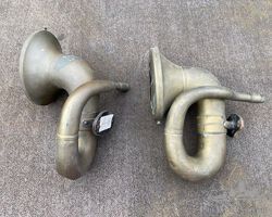 Standard horns