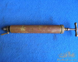 Rob. Seiffermann Pump