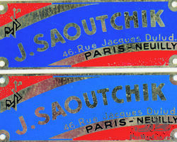 Carosserie J. Saoutchik Paris body badges | Autumn auction Automobilia Ladenburg November 6 / 7, 2020