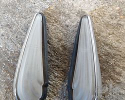 Paire feux ailes avant en verre neuf