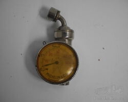 Michelin Flora tyre pressure gauge