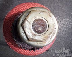Unidentified hubcaps / hubs for Marmon