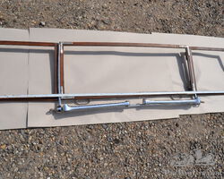 Foldable rear windscreen in excellent condition.