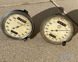 2 jaeger speedo