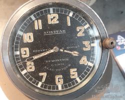 Novitas horloge suisse électrique 6 volts