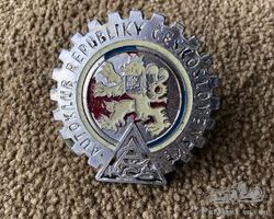 Grill badge - Czechoslovakian Autoclub - Autoklub republiky Československé
