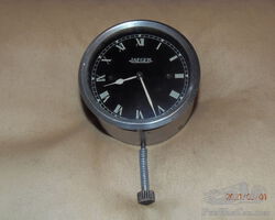 Jaeger clock, working well.