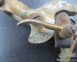 Steering wheel handle, pre-war