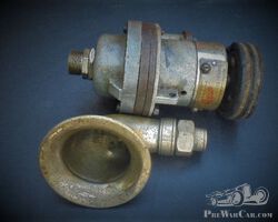 Pre-war engine flywheel compressor horn