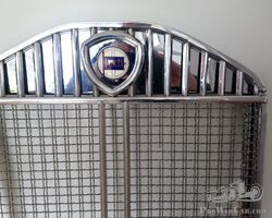 Lancia Dilambda radiator frame & grille