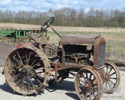 Ford model T Farm-tractor