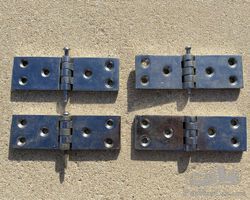 4 door hinges