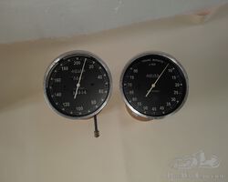 1Jaeger rev meter 8000 Tm + 1 Jaeger Tachymeter 200 KM.h