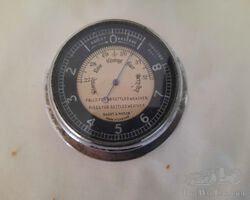 Unique Motoring altimeter AND weather barometer. High quality instrument.