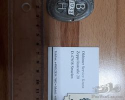 Reifen Badge B H von 1933, Nummer 139 (5,5 cm x 4 cm)