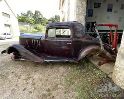 1933 Pontiac 3 window 8 Coupe complet body