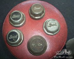 Buick hubcaps / hubs for Buick