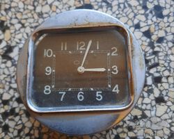 Citroen clock
