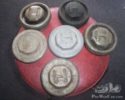 Hupmobile hubcaps / hubs for Hupmobile
