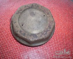 Unidentified hubcaps / hubs for a Unidentified carmake