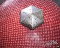 Unidentified hubcaps / hubs for a Unidentified carmake
